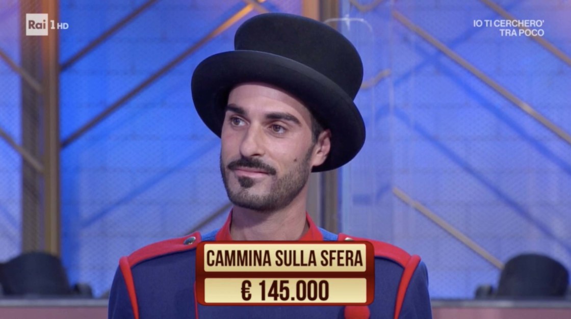 giocoliere sulla sfera rai 1